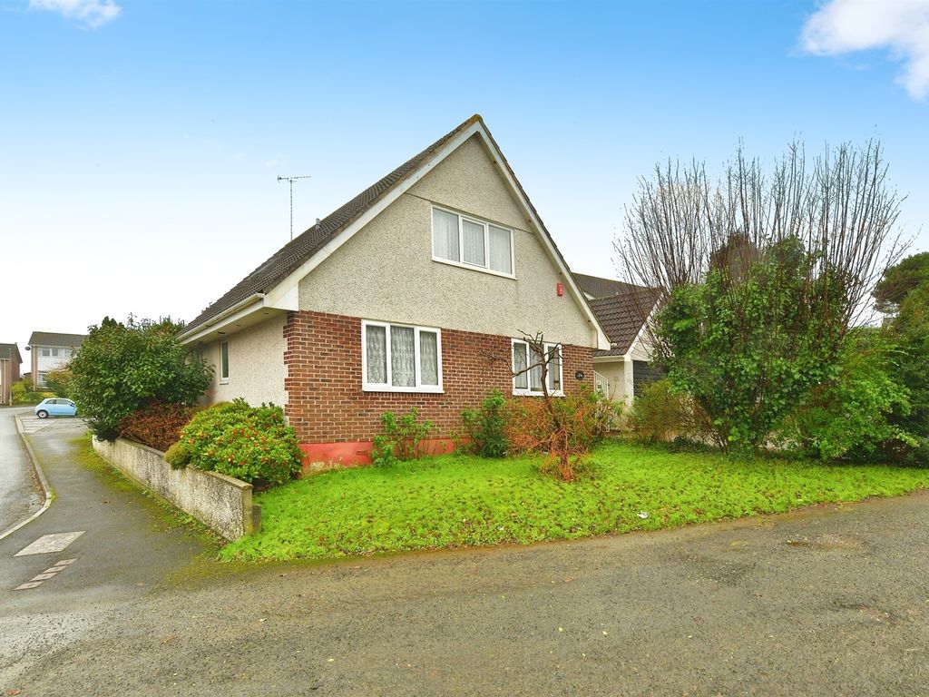 4 bed detached house for sale in Russell Close, Saltash PL12, £425,000