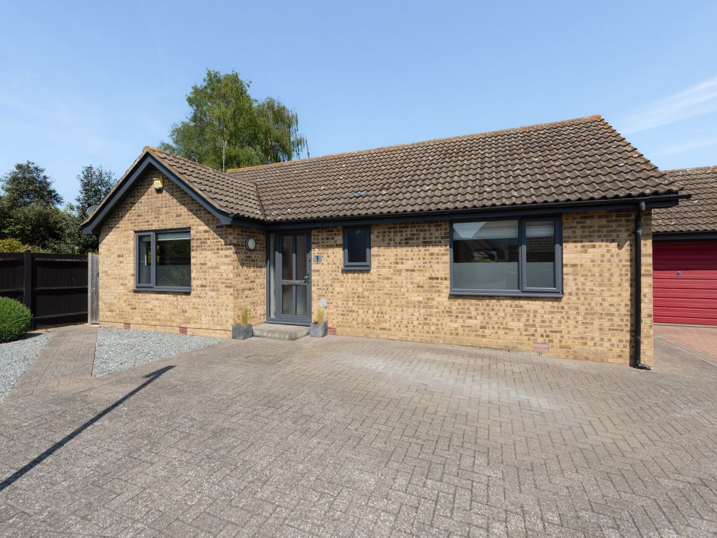 3 bed detached bungalow for sale in Cornwallis Avenue, Herne Bay, Kent