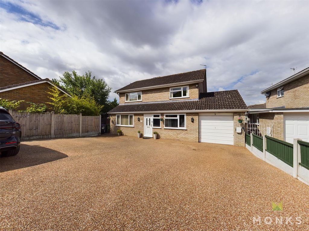 Curlew Close, Sundorne Grove, Shrewsbury SY1  