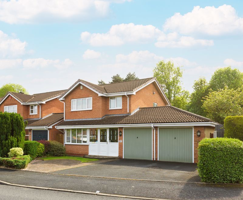 4 bed detached house for sale in Drive, Telford TF3, £340,000