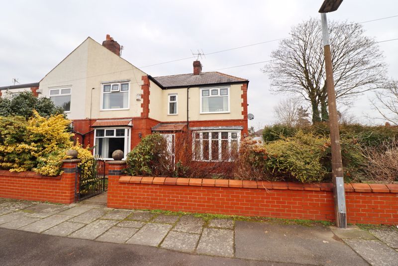 4 bed semidetached house for sale in Vestris Drive, Salford M6 Zoopla