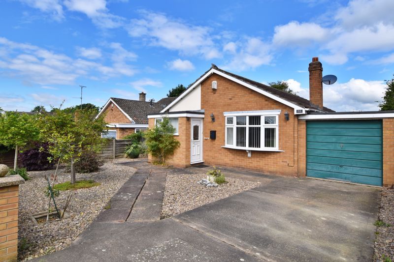 3 bed detached bungalow for sale in Albion Crescent, Lincoln LN1, £
