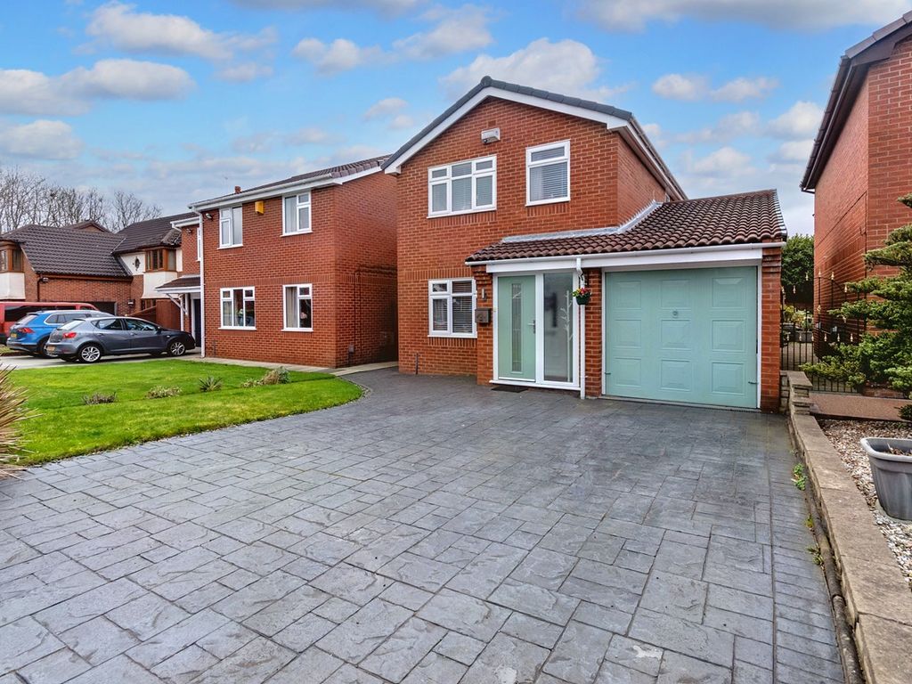 3 bed detached house for sale in Oban Grove, Fearnhead, Warrington WA2