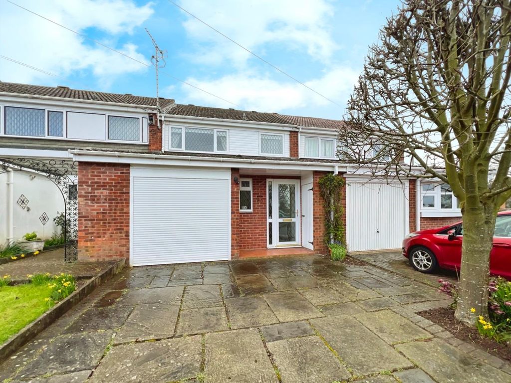 3 bed terraced house for sale in Walton Close, Binley, Coventry CV3, £