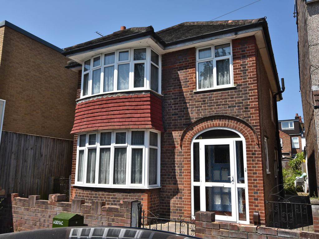 3 bed detached house for sale in Acme Road, Watford WD24 Zoopla