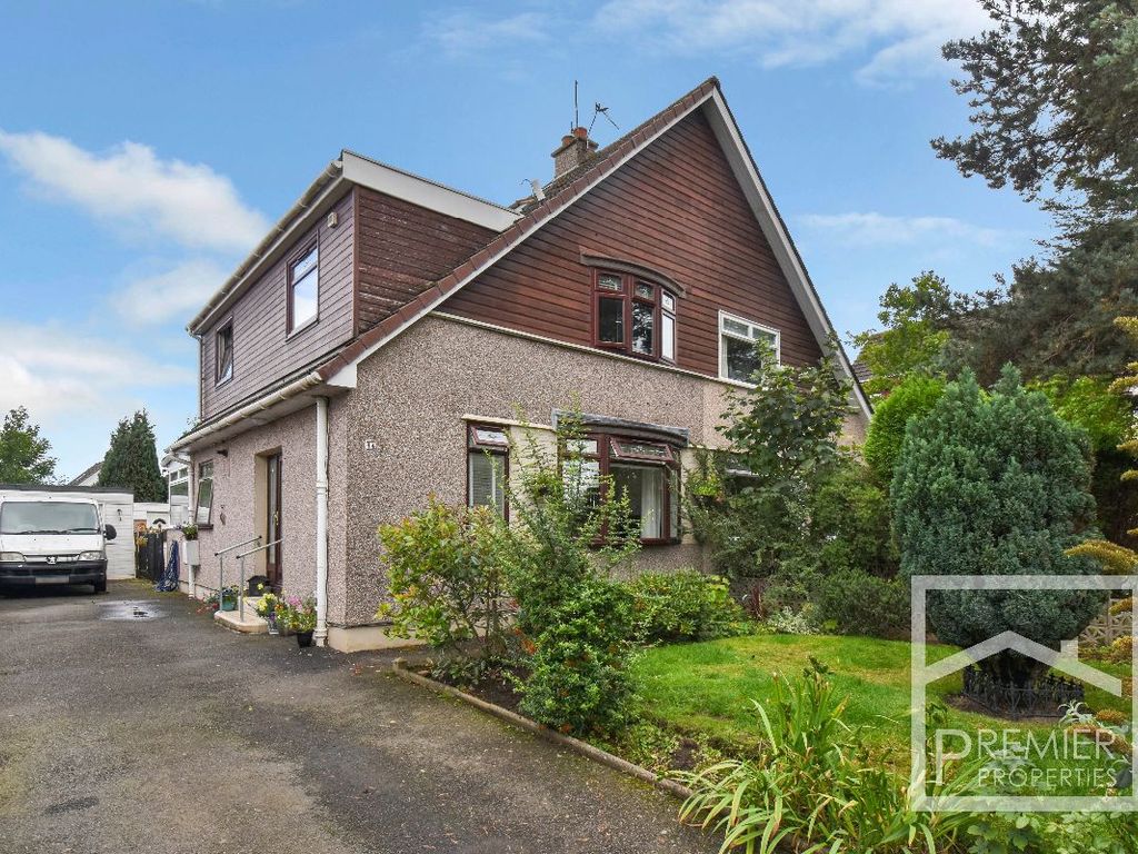 4 bed semidetached house for sale in Lincoln Avenue, Uddingston