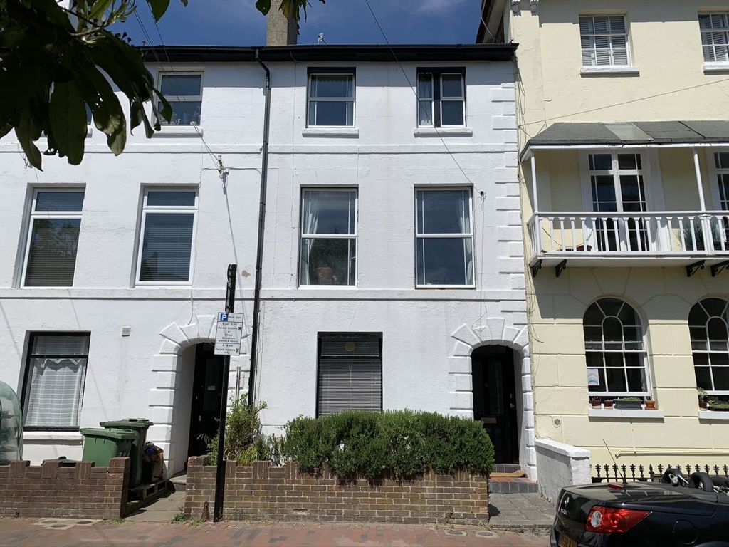 1 bed flat for sale in York Road, Tunbridge Wells TN1 Zoopla