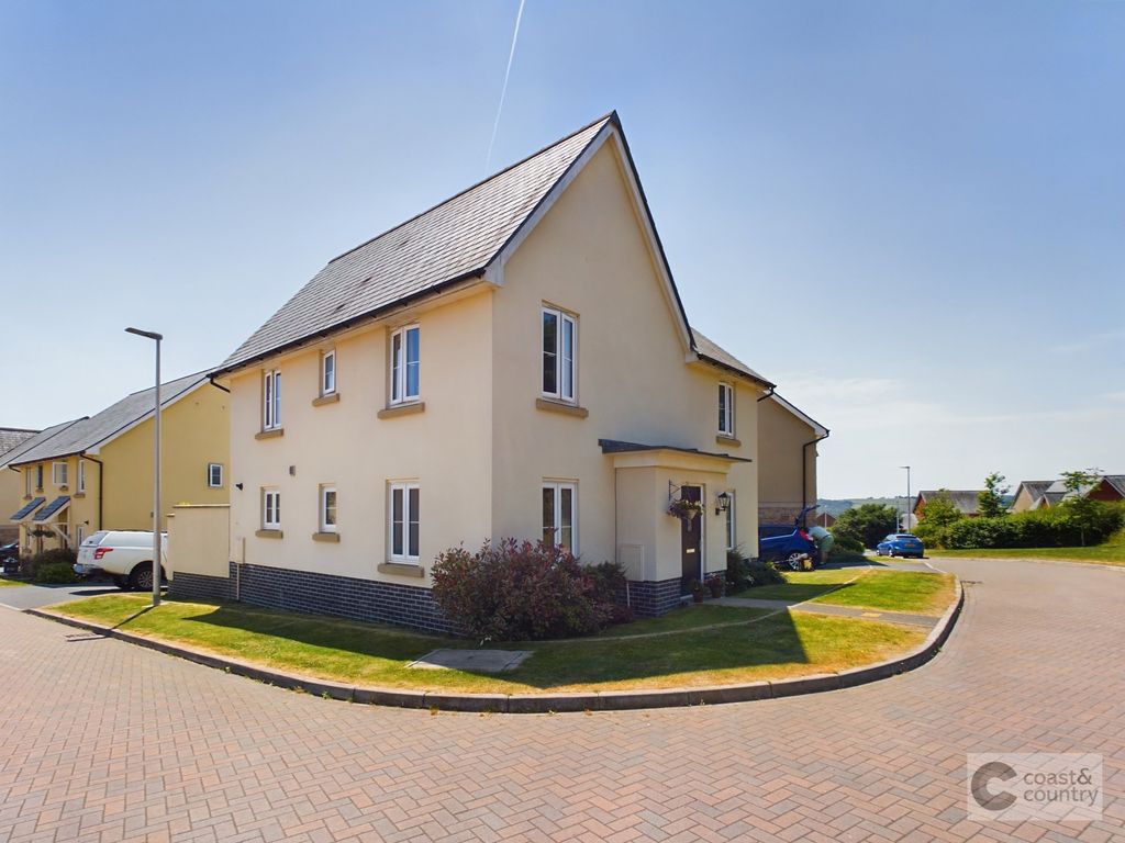 4 bed detached house for sale in Gould Place, Newton Abbot TQ12 Zoopla