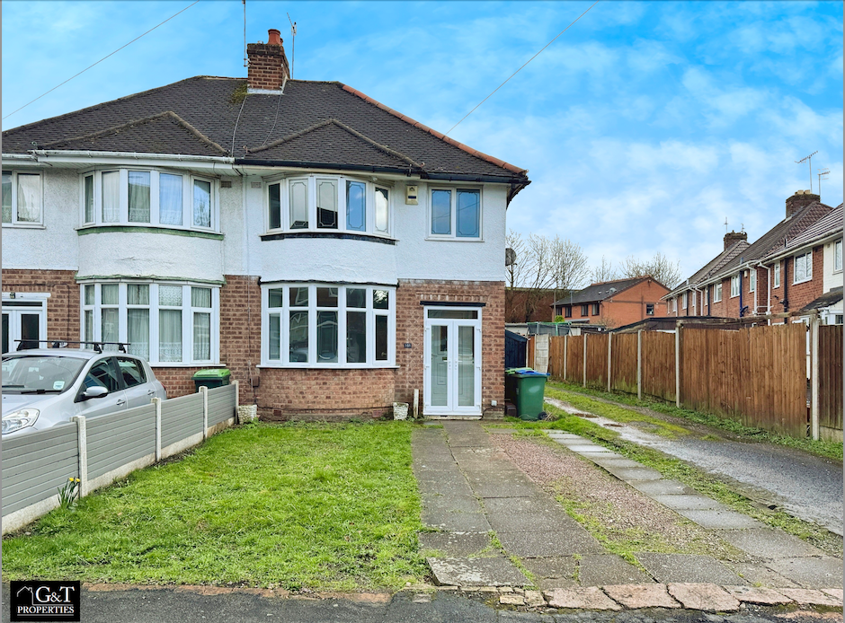 3 bed semidetached house to rent in Wrights Lane, Cradley Heath B64, £