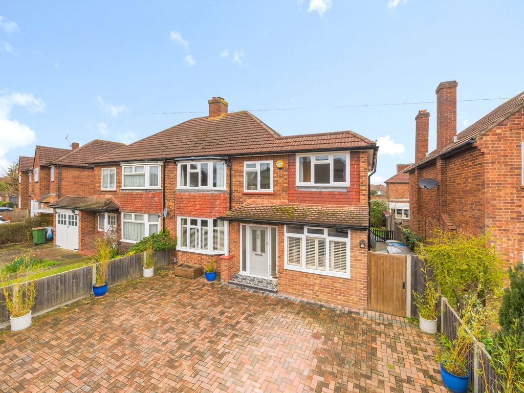 3 bed semidetached house for sale in Havers Avenue, Hersham, WaltonOn