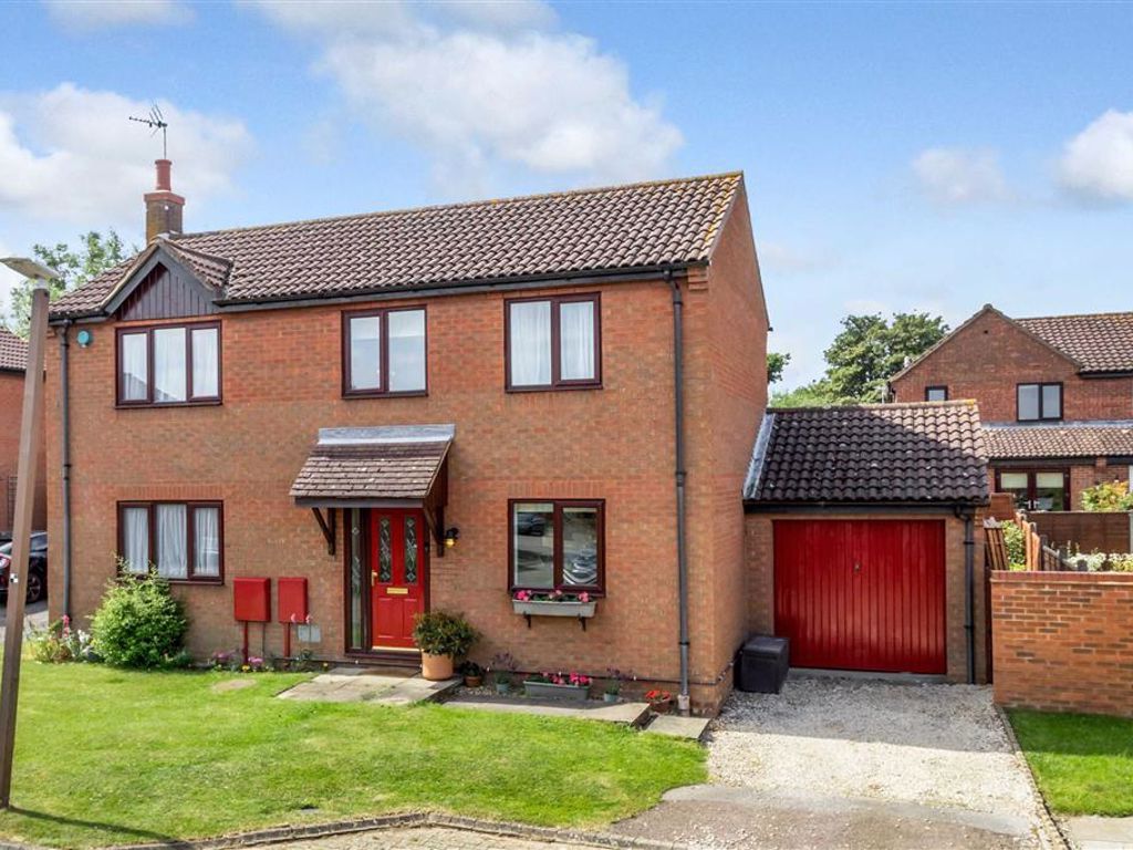 4 bed detached house for sale in Kirtlington, Downhead Park, Milton