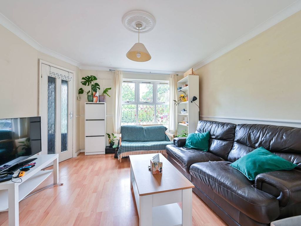 3 bed terraced house for sale in Kinburn Street, Canada Water, London