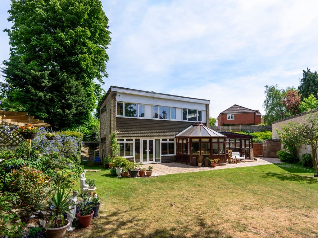 Earlham Road, Norwich NR2  