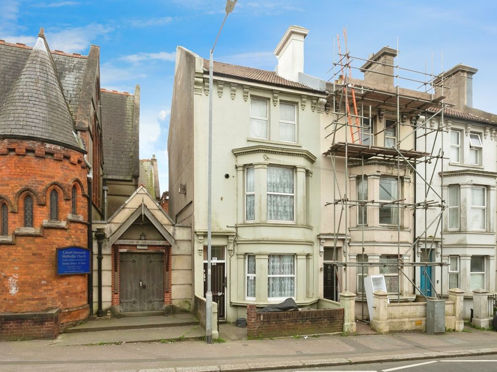 1 bed flat for sale in Mount Pleasant Road, Hastings TN34, £100,000