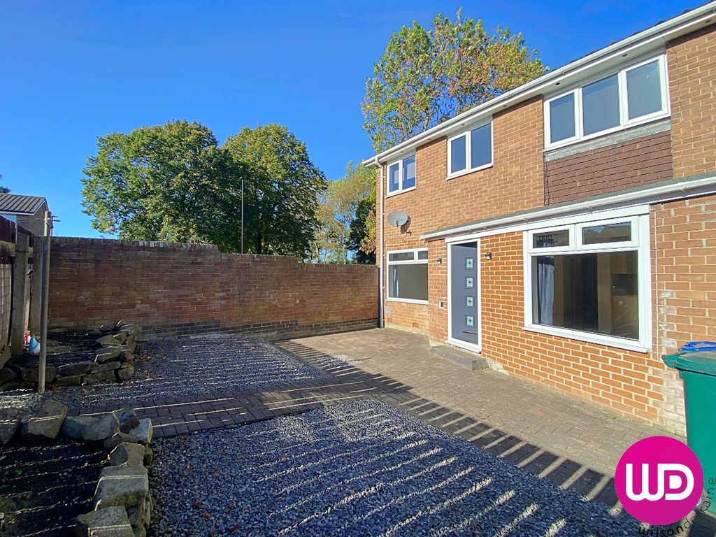 3 bed terraced house to rent in Lowbiggin, Westerhope, Newcastle Upon