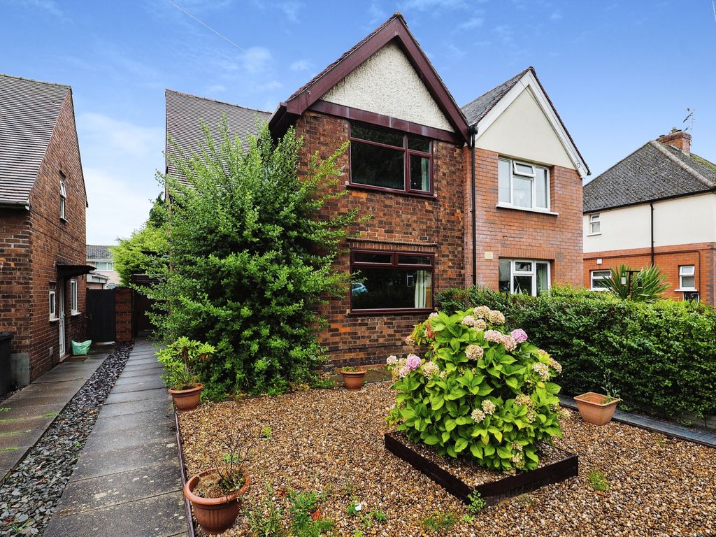 3 bed semidetached house for sale in Moorbridge Lane, Stapleford