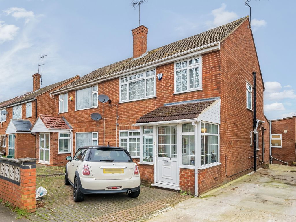 4 bed semidetached house for sale in Uxbridge Road, Hayes UB4, £