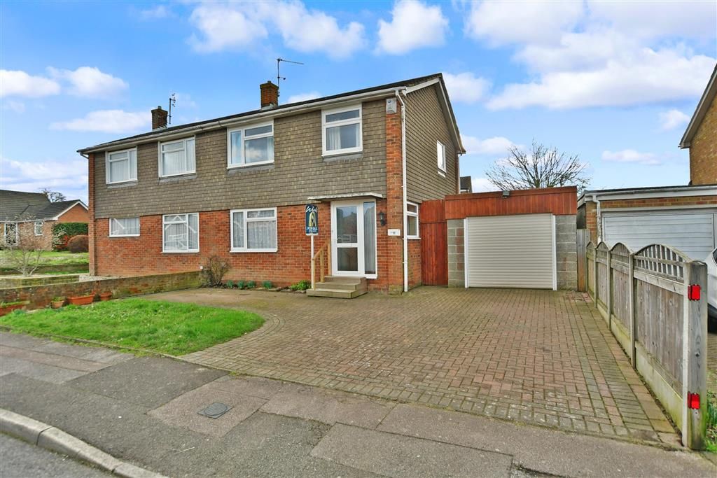 3 bed semidetached house for sale in Gadby Road, Sittingbourne, Kent