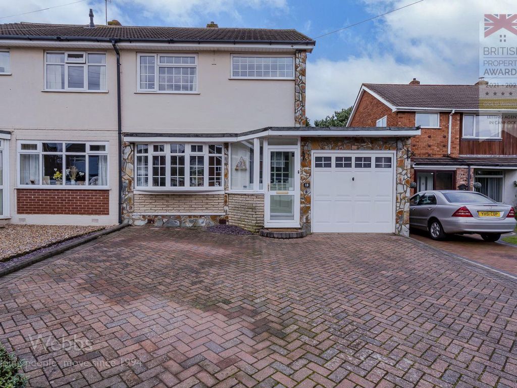 3 bed semidetached house to rent in Middleton Road, Newtown