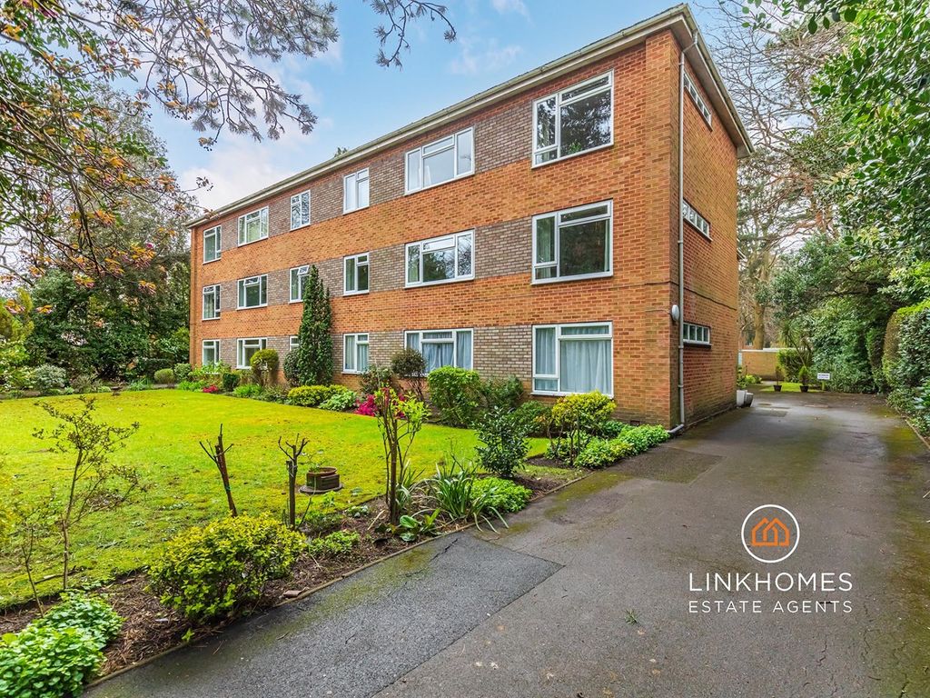 2 bed flat for sale in Marlborough Road, Bournemouth BH4, £270,000 Zoopla