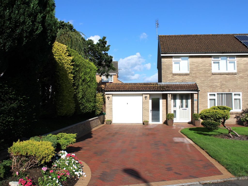 3 bed semidetached house for sale in Springfield Gardens, Bridgend