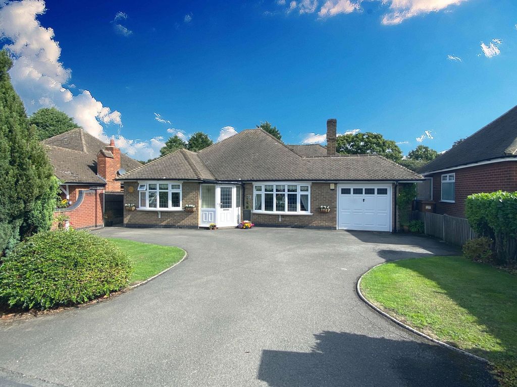 3 bed detached bungalow for sale in Hill Rise, Burbage LE10 Zoopla