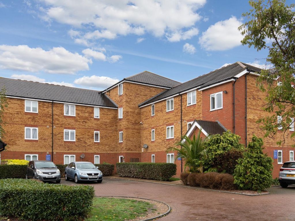 1 bed flat to rent in Dunlop Close, Dartford, Kent DA1, £1,100 pcm Zoopla