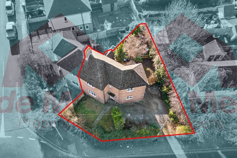 2 bed semidetached house for sale in Whaddon Road, Cheltenham GL52, £