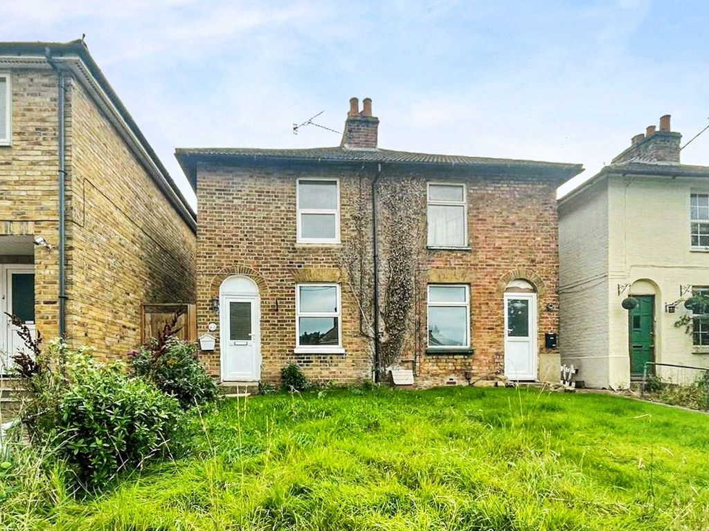 2 bed terraced house to rent in Key Street, Sittingbourne ME10 Zoopla