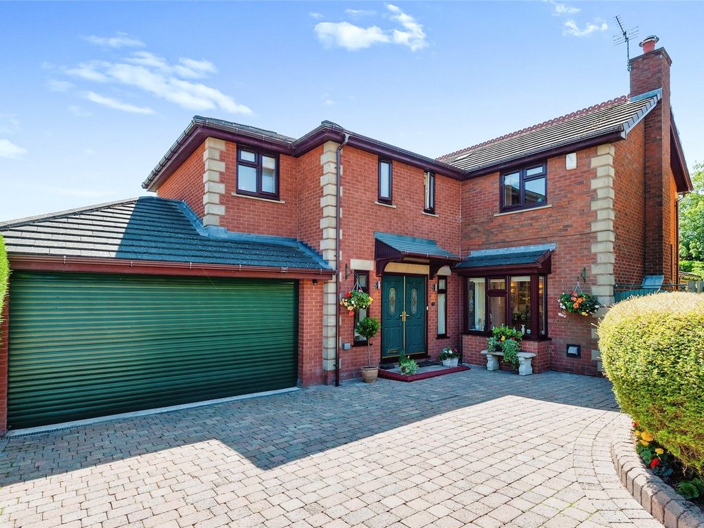 5 bed detached house for sale in Chollerton Close, High Legh, Knutsford