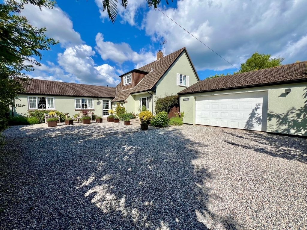 5 bed detached house for sale in Oak Hill, East Budleigh, Budleigh