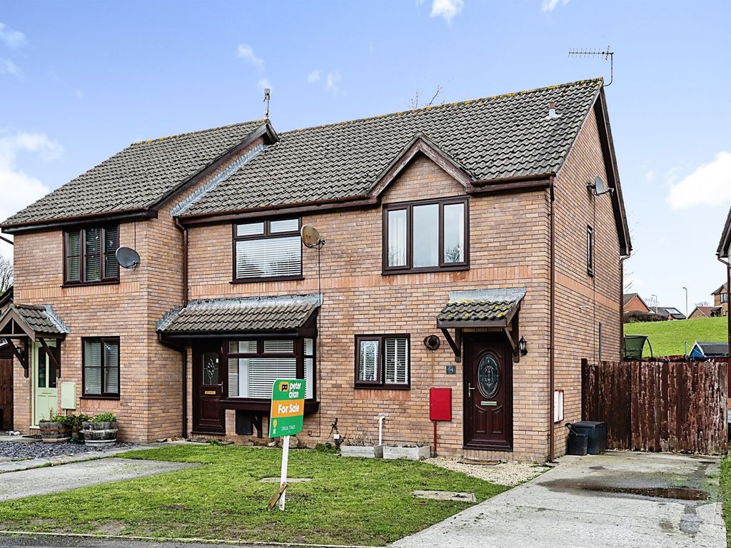 2 bed semidetached house for sale in Ffynon Y Maen, Pyle, Bridgend