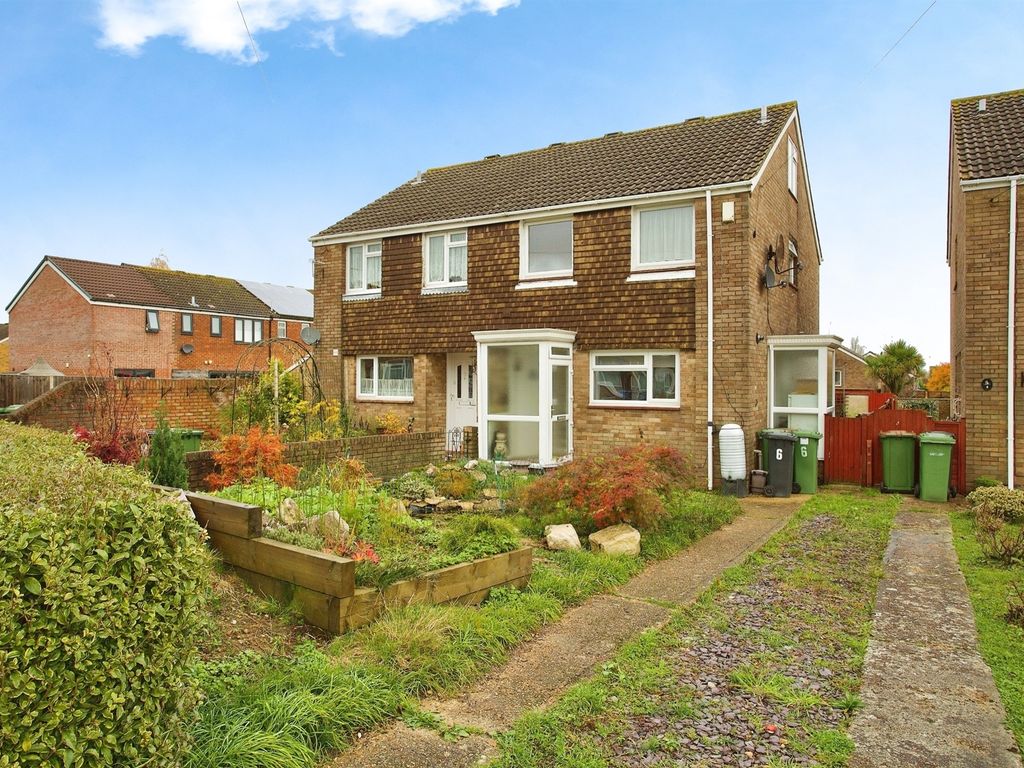 3 bed semidetached house for sale in Wadhurst Road, Hedge End