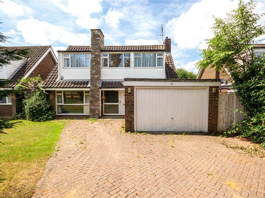 St. Agnells Lane, Hemel Hempstead, Hertfordshire HP2  