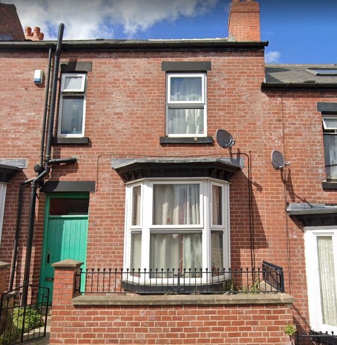 3 bed terraced house to rent in Hamilton Road, Sheffield S5, £850 pcm