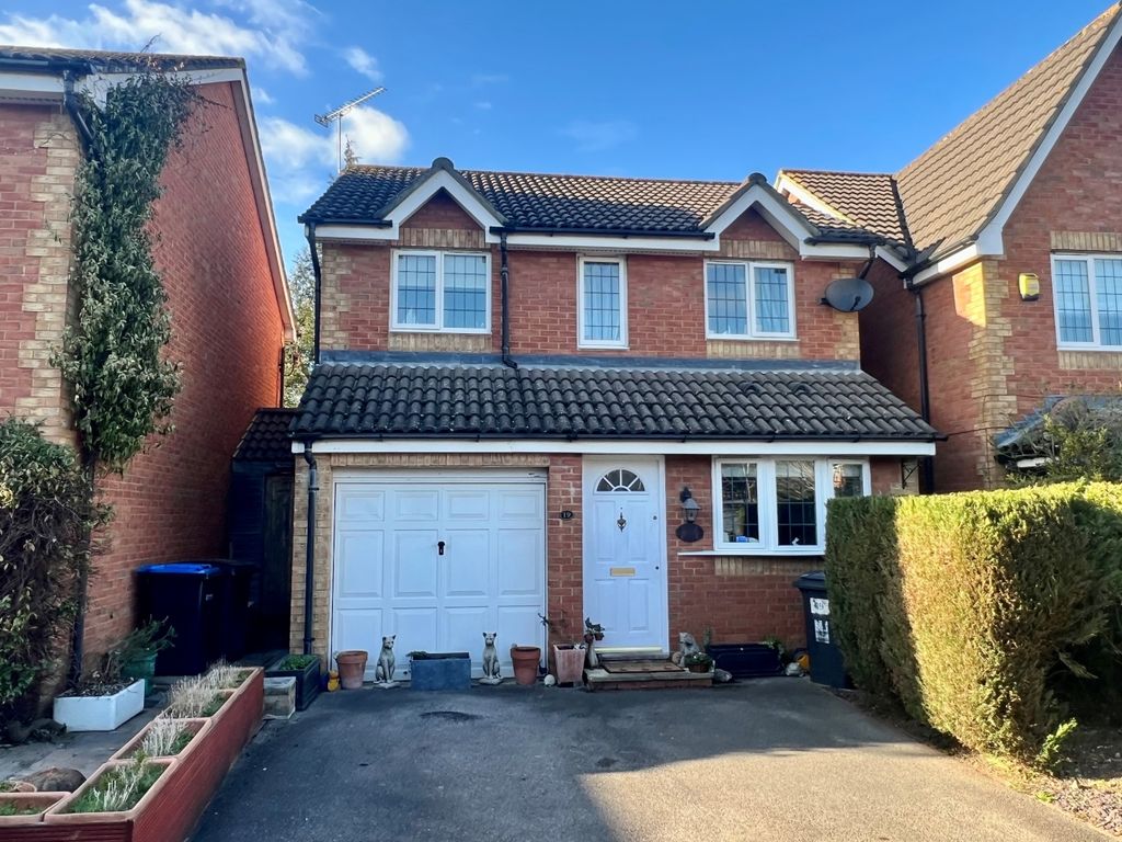 3 bed detached house for sale in Boshers Gardens, Egham, Surrey TW20 Zoopla