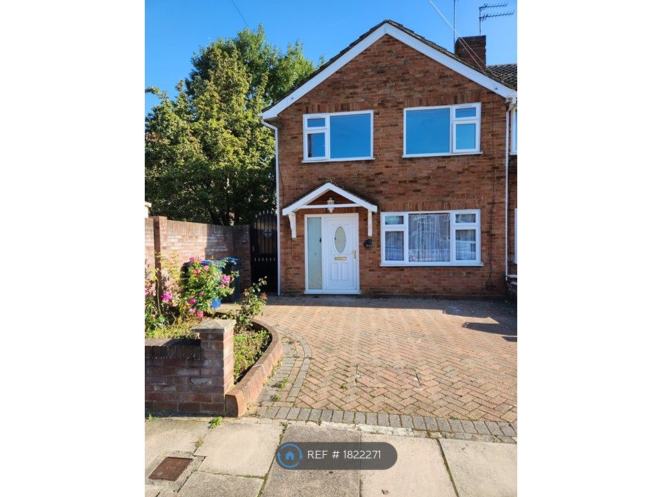 3 bed end terrace house to rent in Kingston Close, Northolt UB5, £2,200