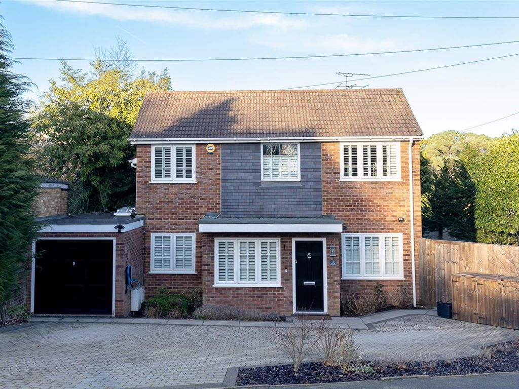 4 bed detached house for sale in Mickle Hill, Sandhurst GU47 Zoopla