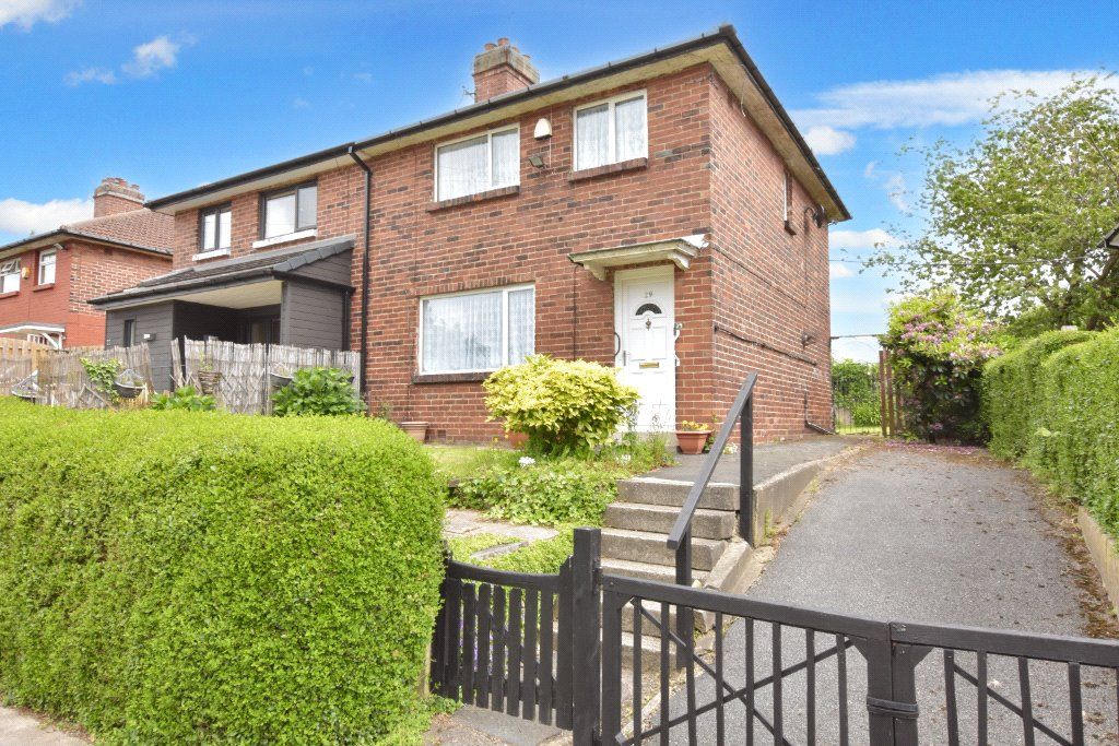 3 bed semidetached house for sale in Potternewton Crescent, Leeds