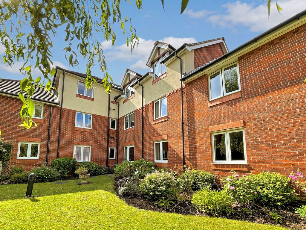 1 bed flat for sale in 41 Chesham Road, Amersham HP6 Zoopla