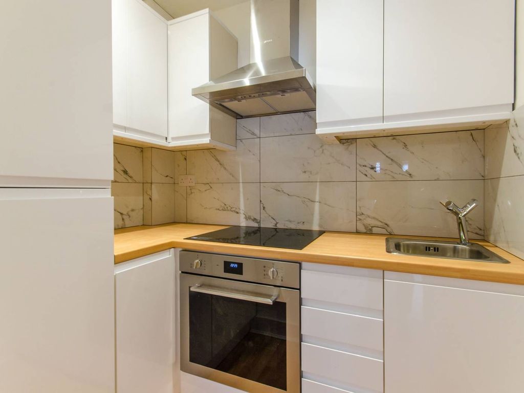 1 bed detached house to rent in Rosemont Avenue, North Finchley, London