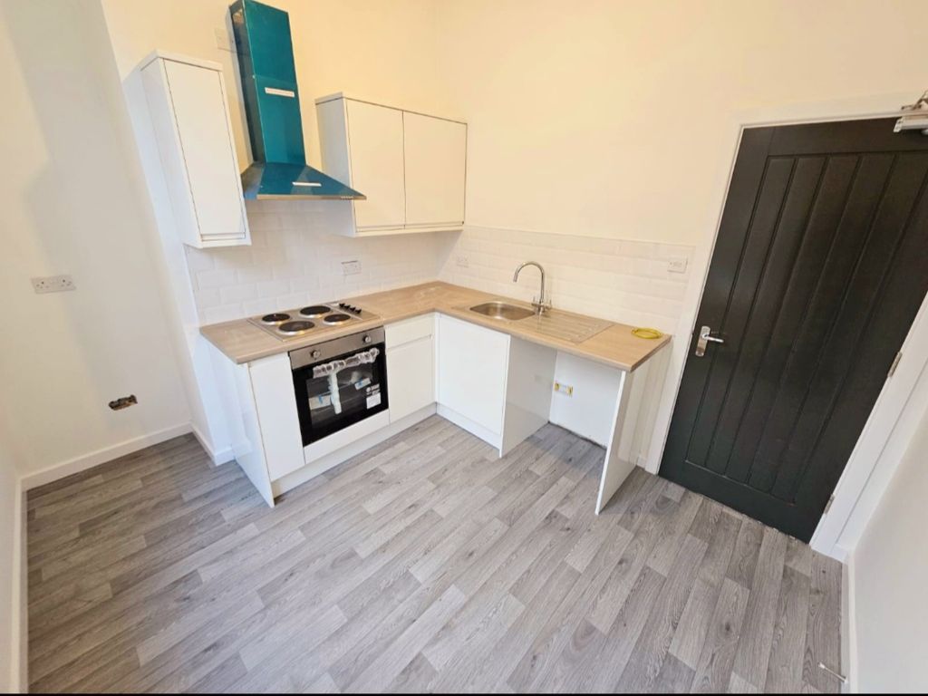 1 bed flat to rent in Hardshaw Street, St. Helens WA10, £640 pcm Zoopla