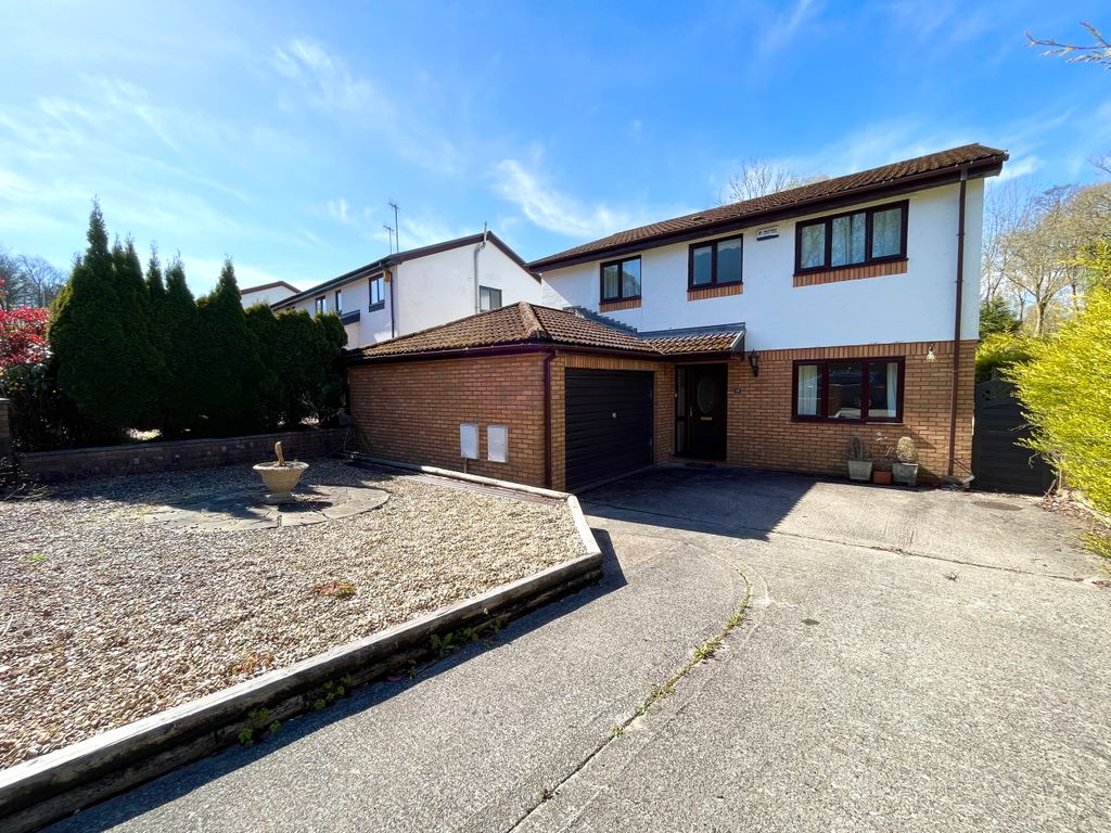 4 bed detached house for sale in Plasmarl, Aberdare, Mid CF44