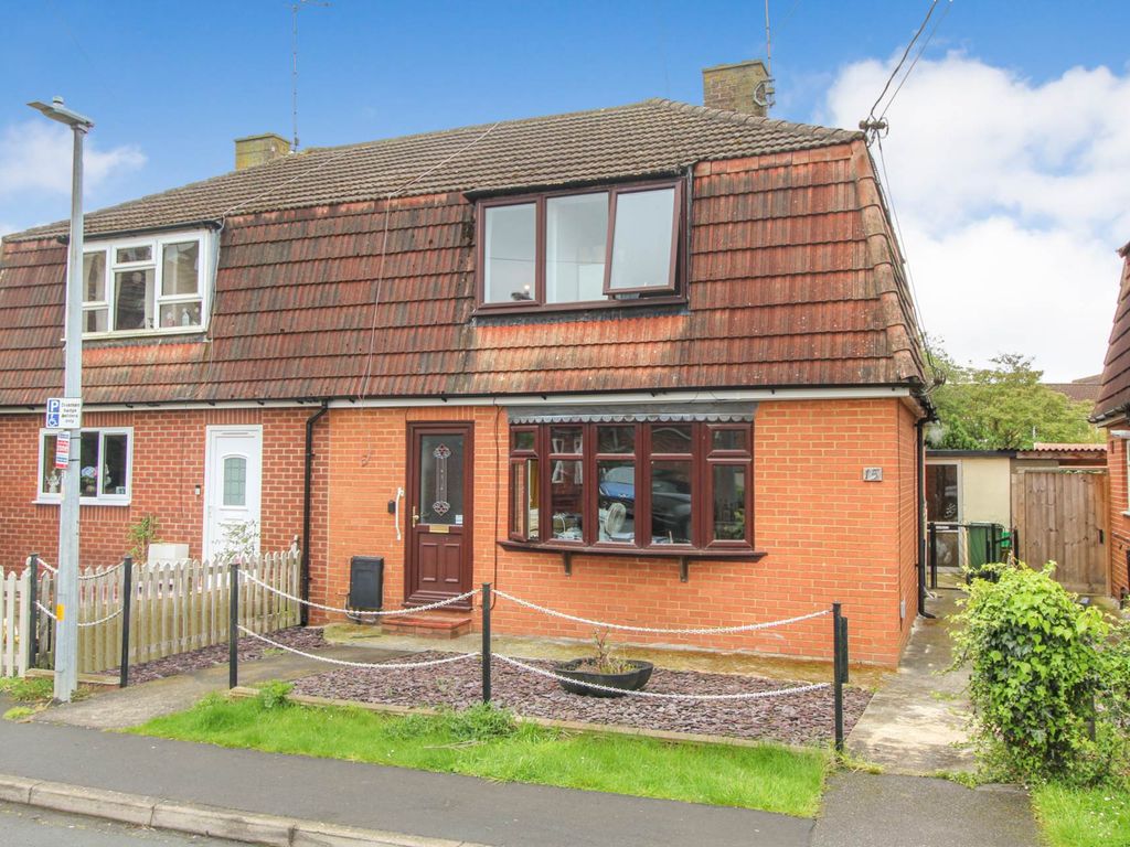 3 bed semidetached house for sale in Jersey Road, Maldon CM9, £315,000