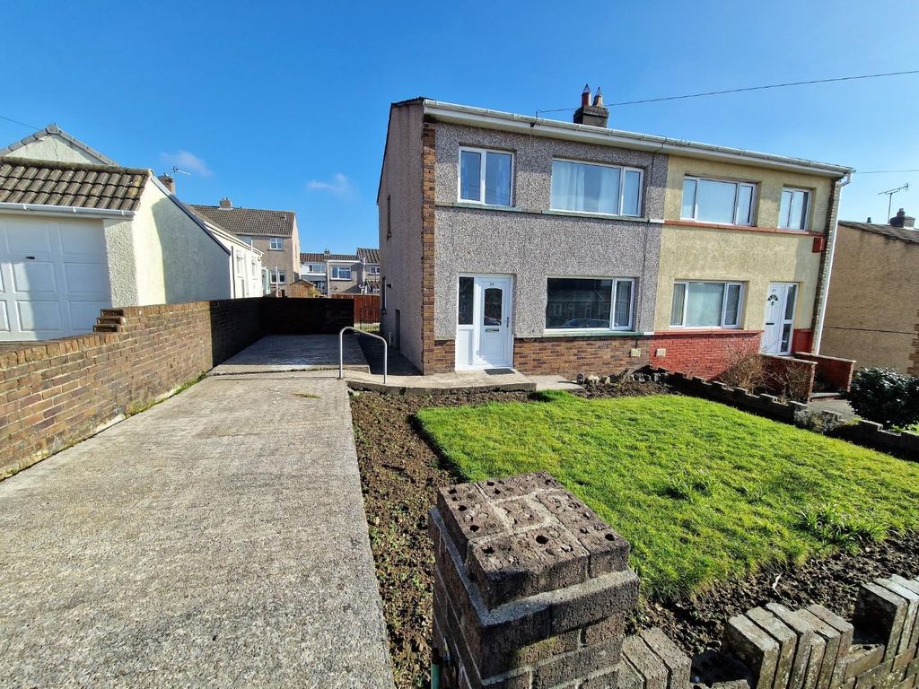 3 bed semidetached house for sale in Caer Efail, Pencoed, Bridgend