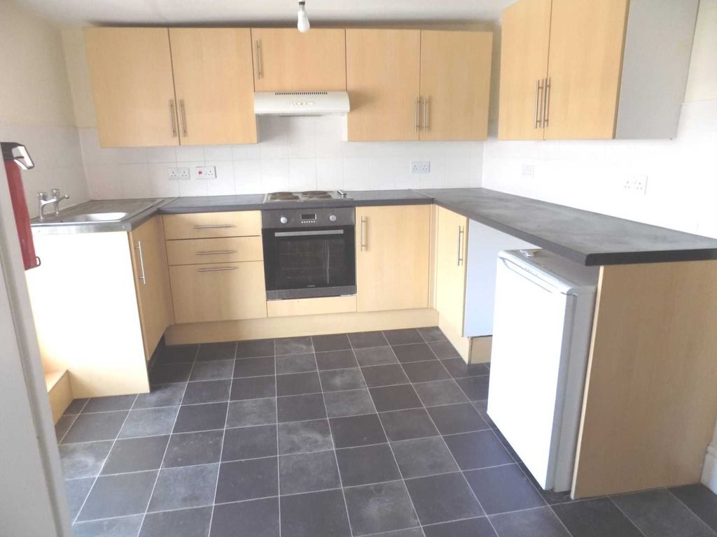 2 bed flat to rent in Bagot Street, Liverpool L15, £750 pcm Zoopla