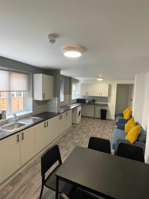 5 bed detached house for sale in Belle Vue Grove, Middlesbrough TS4, £