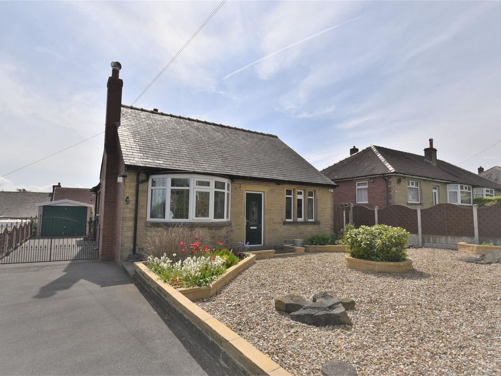 2 bed detached bungalow for sale in Foster Avenue, Beaumont Park