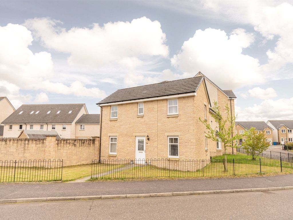 3 bed end terrace house for sale in Brown Crescent, Bathgate, West