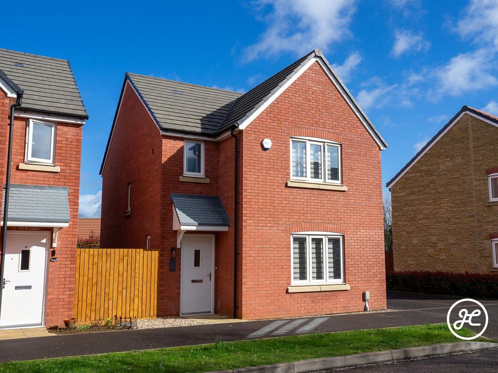 3 bed detached house for sale in Campion Way, Wilstock Village